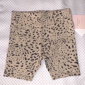 Grayson leopard print Lunar shorts size 5T